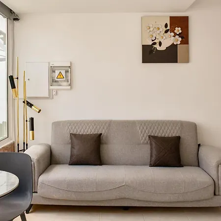 J Home Lisbon Exterior photo
